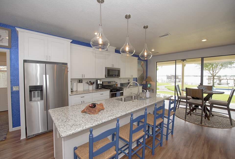 Luxury Waterfront Pelican Bay Estate - Seabrook, Texas