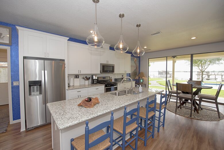 Luxury Waterfront Pelican Bay Estate - Seabrook, Texas