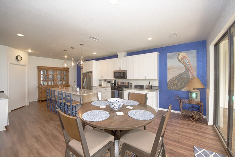 Luxury Waterfront Pelican Bay Estate - Seabrook, Texas