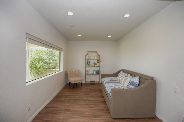 Luxury Waterfront Pelican Bay Estate - Seabrook, Texas