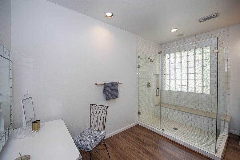 Luxury Waterfront Pelican Bay Estate - Seabrook, Texas