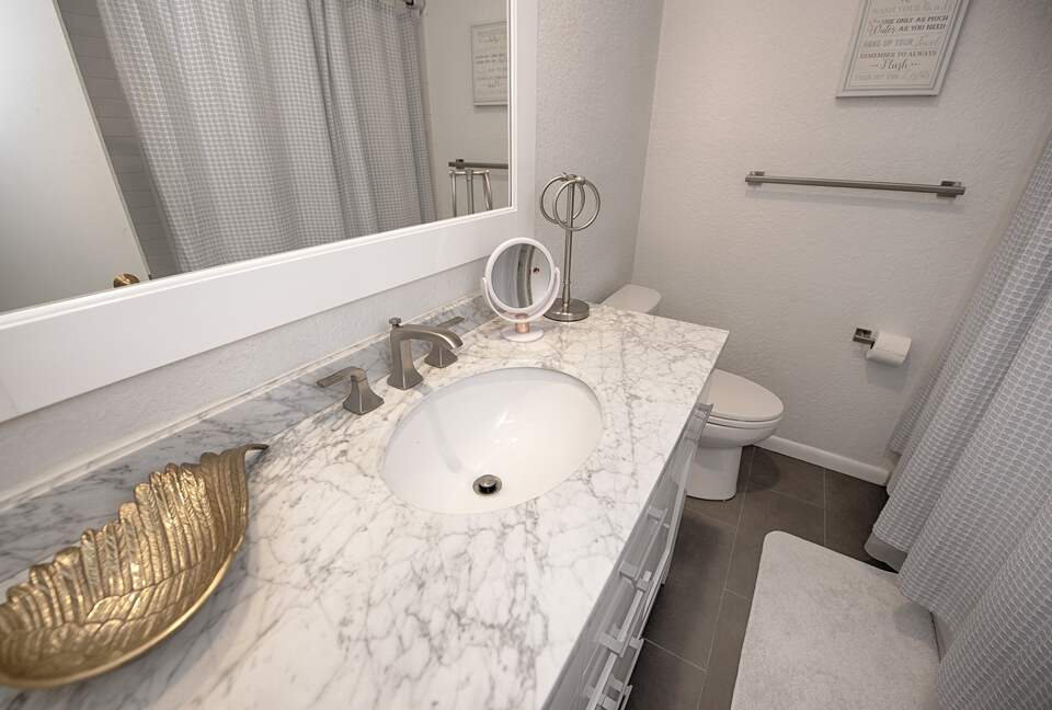 Luxury Waterfront Pelican Bay Estate - Seabrook, Texas