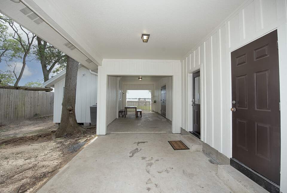 Luxury Waterfront Pelican Bay Estate - Seabrook, Texas