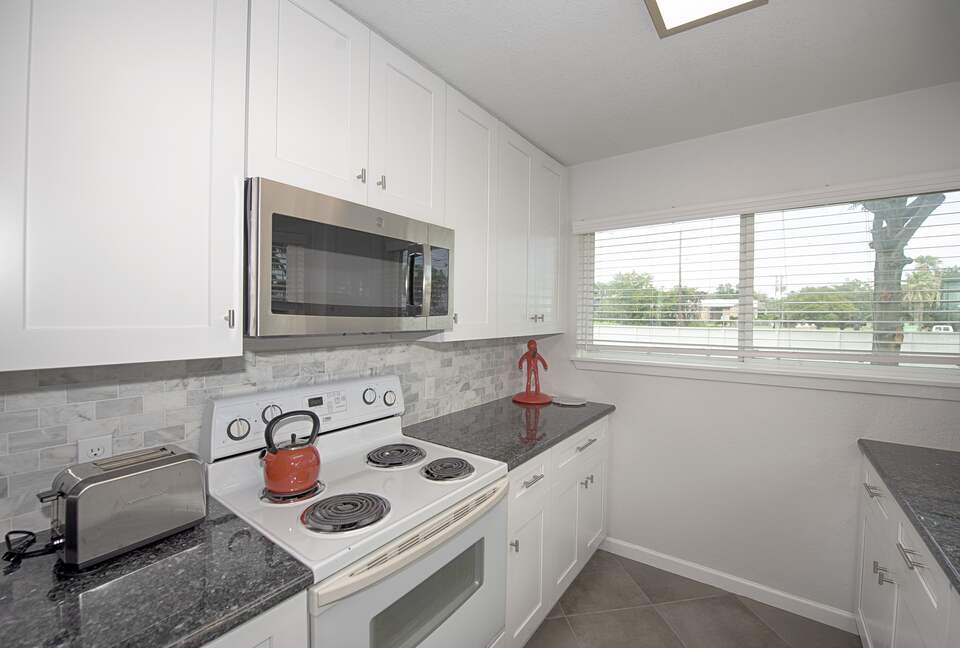 Luxury Waterfront Pelican Bay Estate - Seabrook, Texas