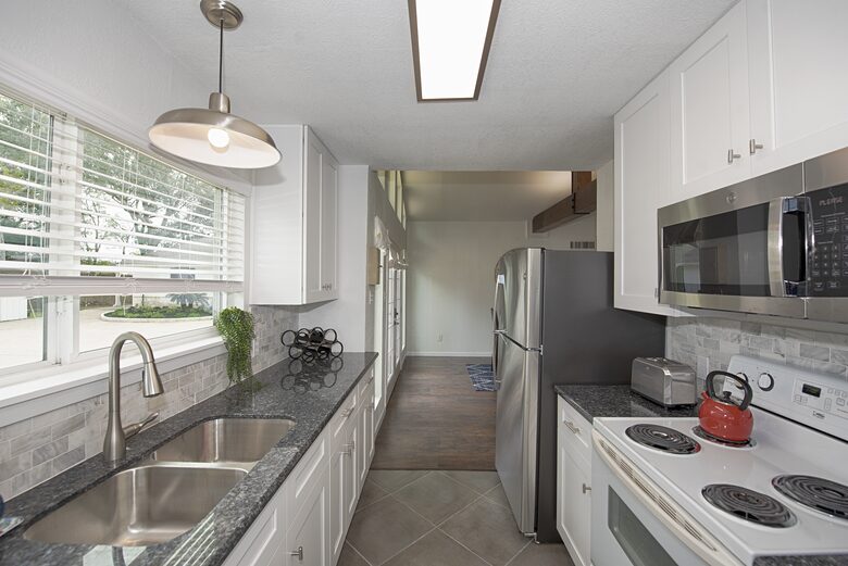 Luxury Waterfront Pelican Bay Estate - Seabrook, Texas