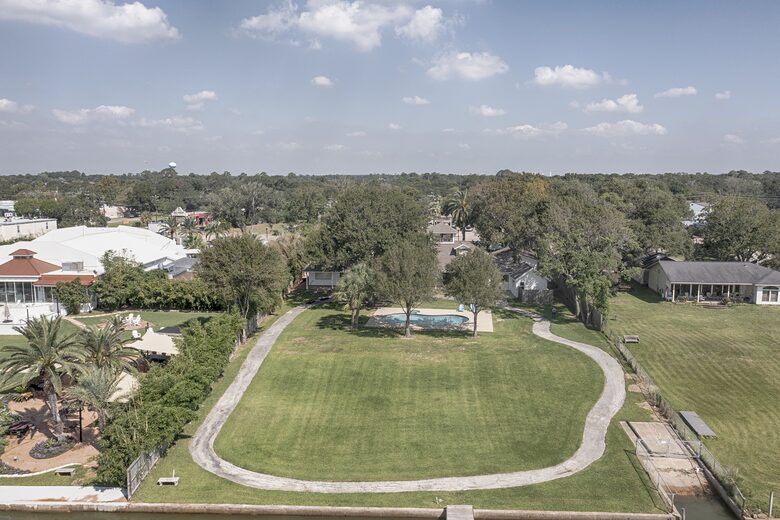 Luxury Waterfront Pelican Bay Estate - Seabrook, Texas