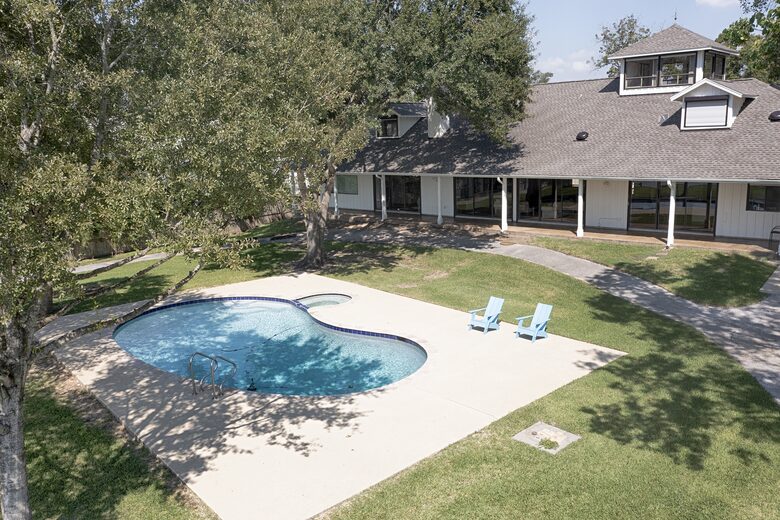 Luxury Waterfront Pelican Bay Estate - Seabrook, Texas