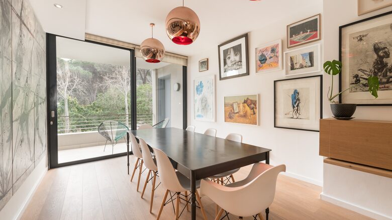 Luxury Retreat set in wooded glen beside the ocean - Cape Town, South Africa