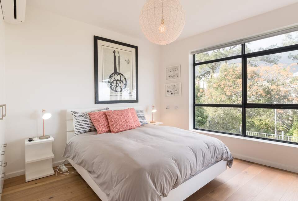 Luxury Retreat set in wooded glen beside the ocean - Cape Town, South Africa