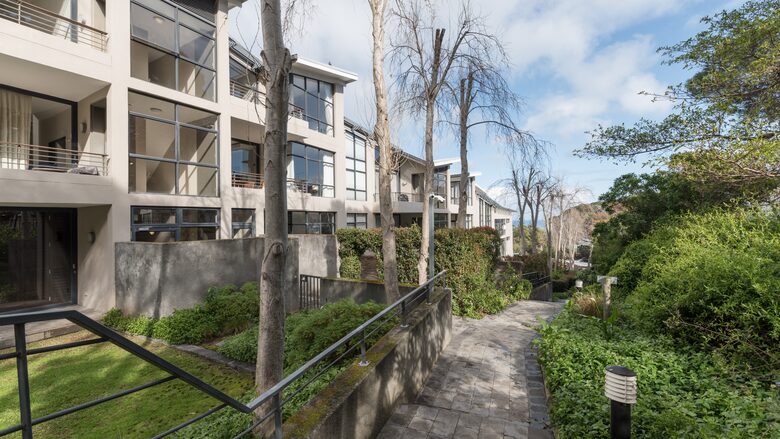 Luxury Retreat set in wooded glen beside the ocean - Cape Town, South Africa