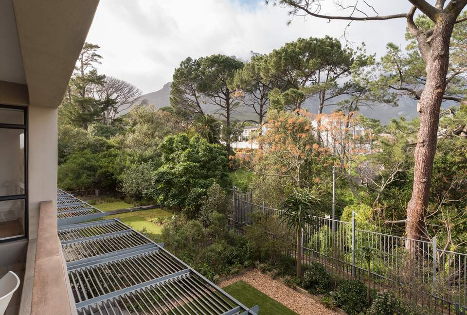 Luxury Retreat set in wooded glen beside the ocean - Cape Town, South Africa