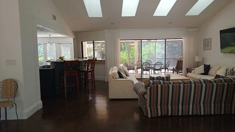 Royal Lane - Naples, Florida