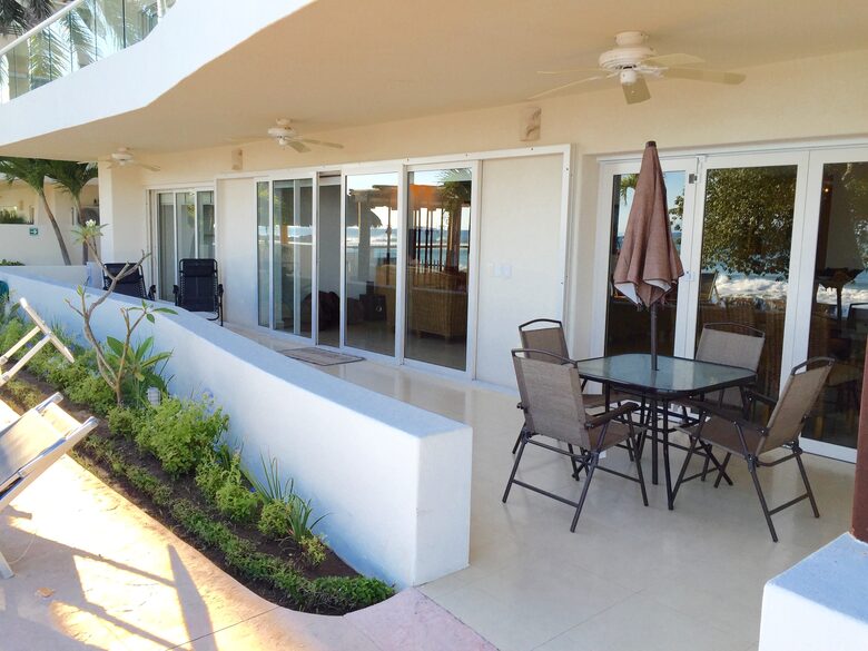 Beachfront Retreat with Infinity Pool & Hot Tub - Punta de Mita, Mexico