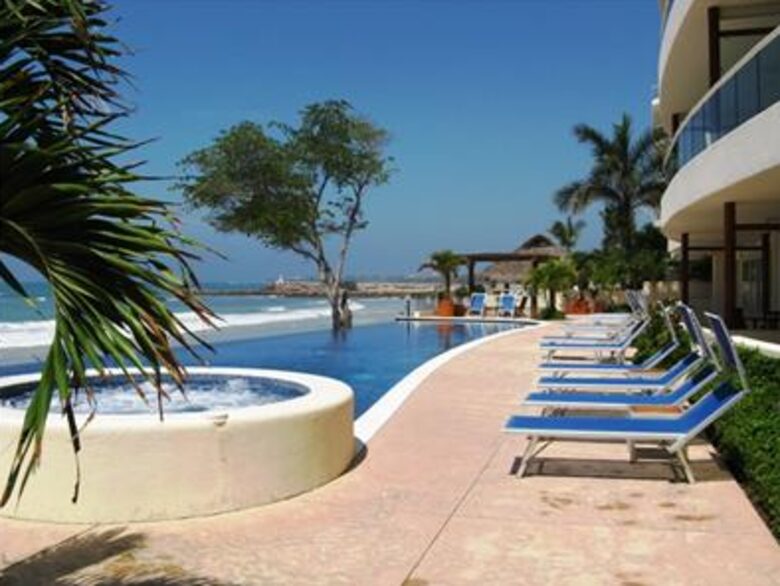 Beachfront Retreat with Infinity Pool & Hot Tub - Punta de Mita, Mexico