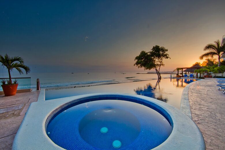 Beachfront Retreat with Infinity Pool & Hot Tub - Punta de Mita, Mexico