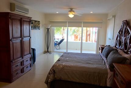 Beachfront Retreat with Infinity Pool & Hot Tub - Punta de Mita, Mexico