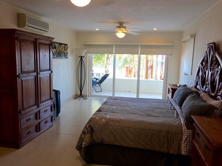 Beachfront Retreat with Infinity Pool & Hot Tub - Punta de Mita, Mexico