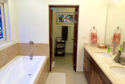 Beachfront Retreat with Infinity Pool & Hot Tub - Punta de Mita, Mexico