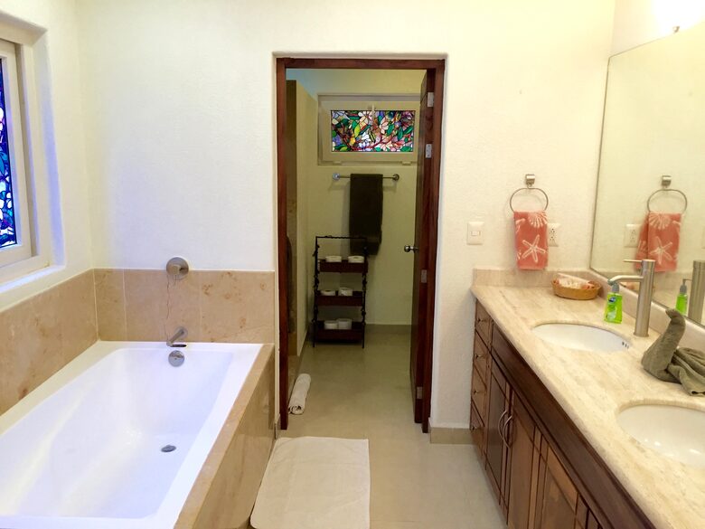 Beachfront Retreat with Infinity Pool & Hot Tub - Punta de Mita, Mexico