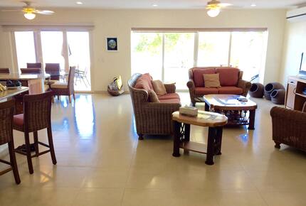 Beachfront Retreat with Infinity Pool & Hot Tub - Punta de Mita, Mexico