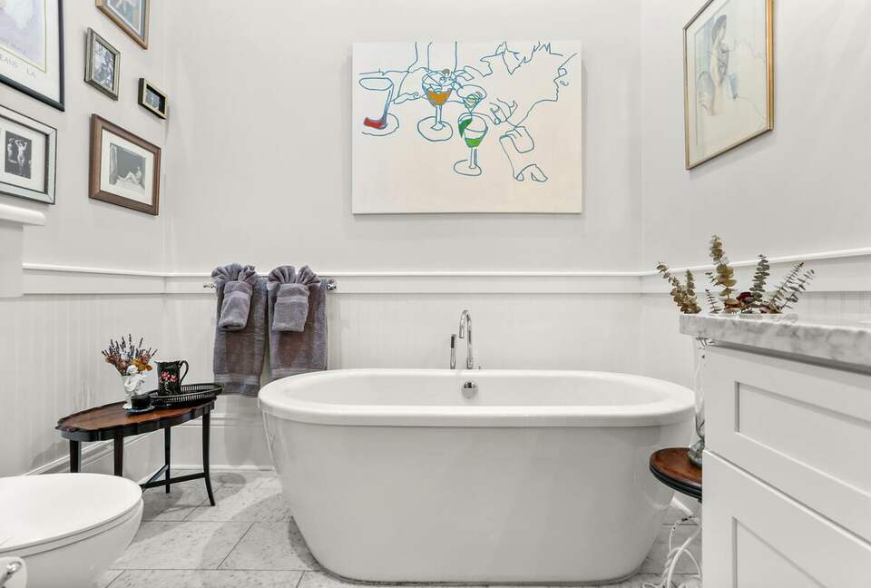 Classic NOLA House Minutes to The French Quarter - New Orleans, Louisiana