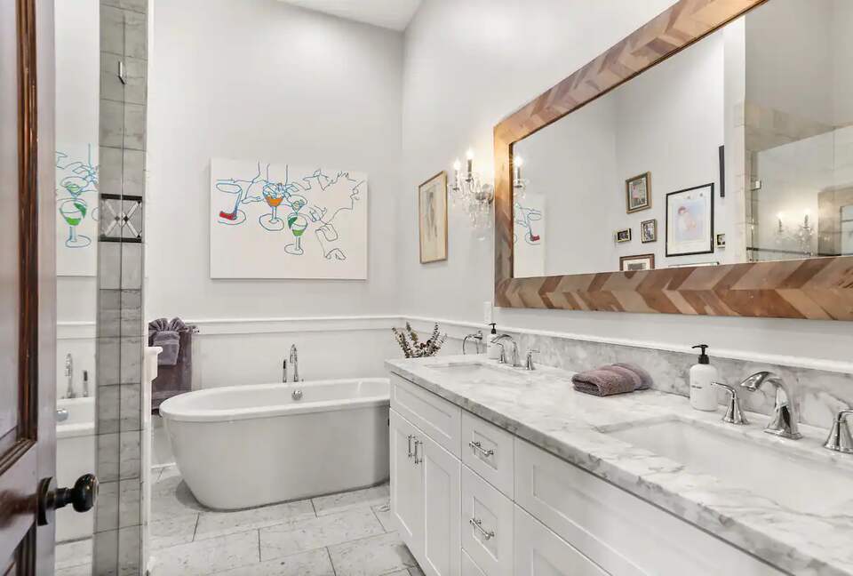 Classic NOLA House Minutes to The French Quarter - New Orleans, Louisiana