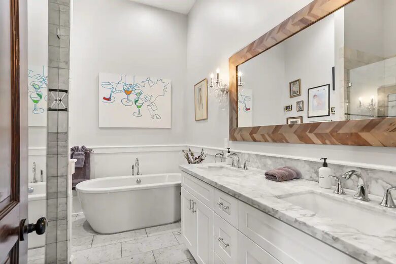 Classic NOLA House Minutes to The French Quarter - New Orleans, Louisiana