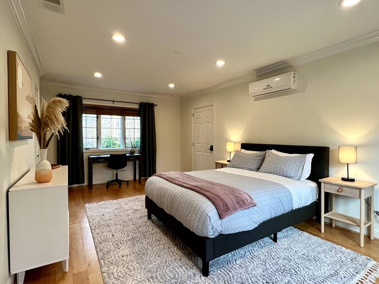 Cozy Retreat With Pool, Hot Tub, and Close to Beach - Wading River, New York