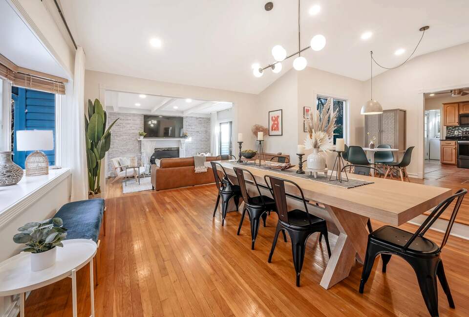 Cozy Retreat With Pool, Hot Tub, and Close to Beach - Wading River, New York