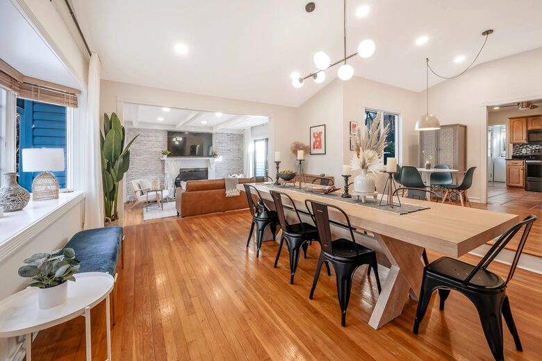 Cozy Retreat With Pool, Hot Tub, and Close to Beach - Wading River, New York