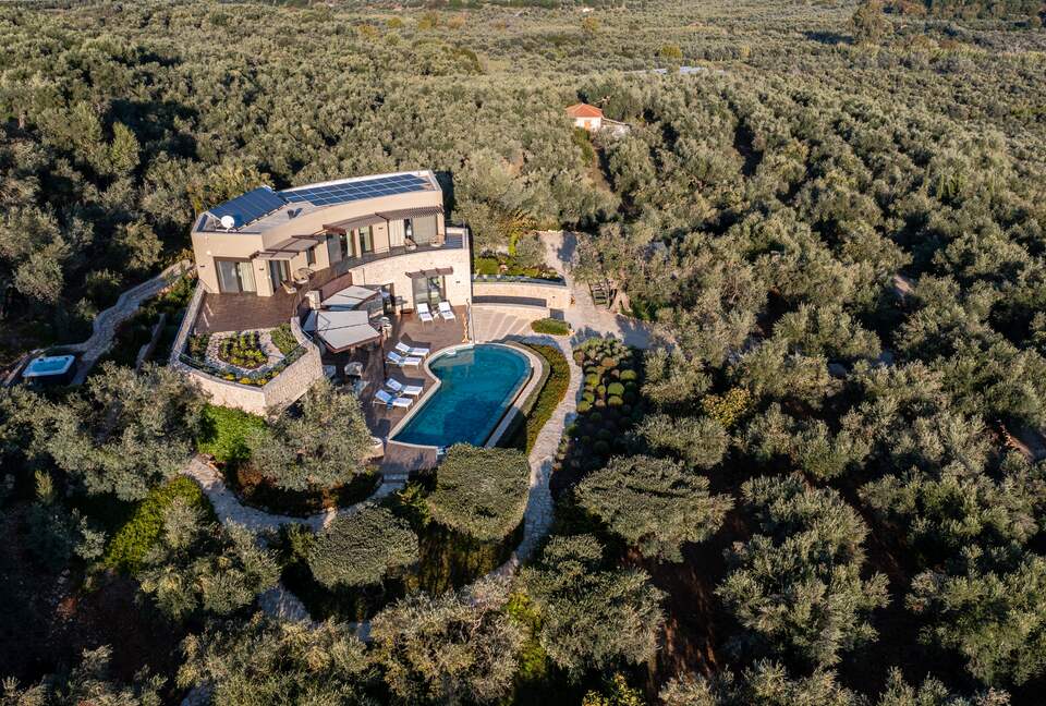 Greek Luxury Golf Villa - The Olive Retreat - Pylos, Greece