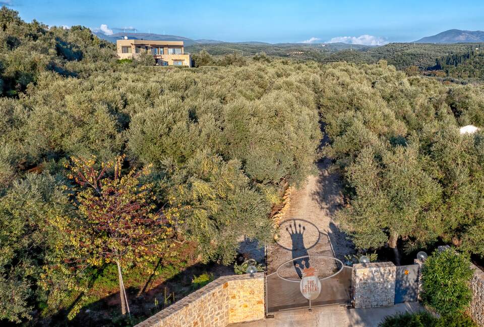 Greek Luxury Golf Villa - The Olive Retreat - Pylos, Greece