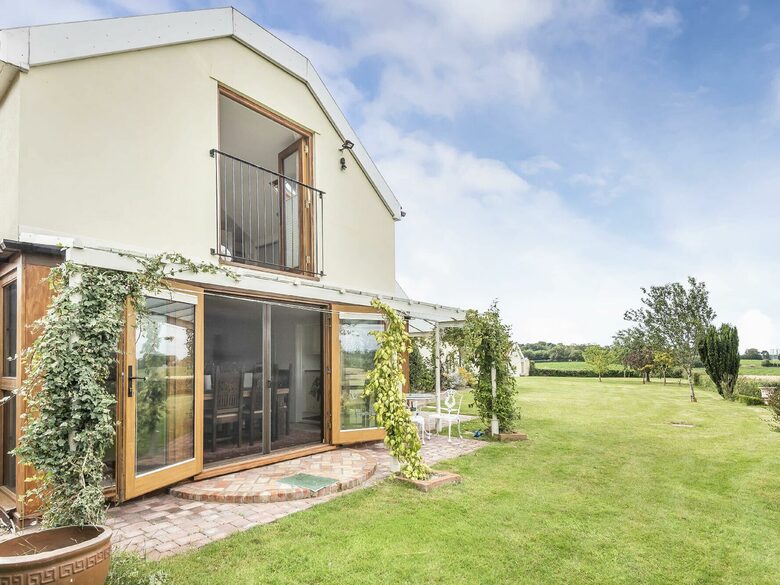 Skelder - Framlingham, United Kingdom