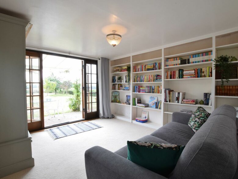 Skelder - Framlingham, United Kingdom