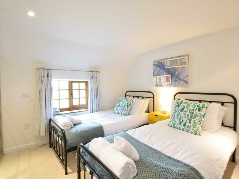 Skelder - Framlingham, United Kingdom