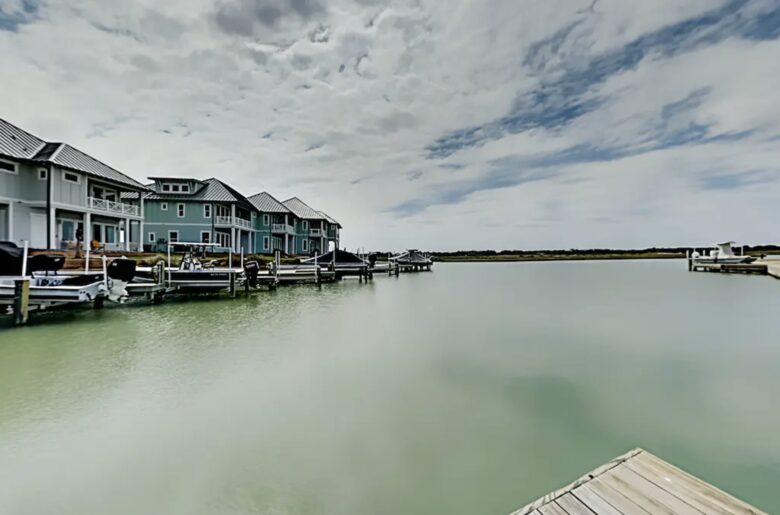 Rockport Bayfront Getaway - Rockport, Texas