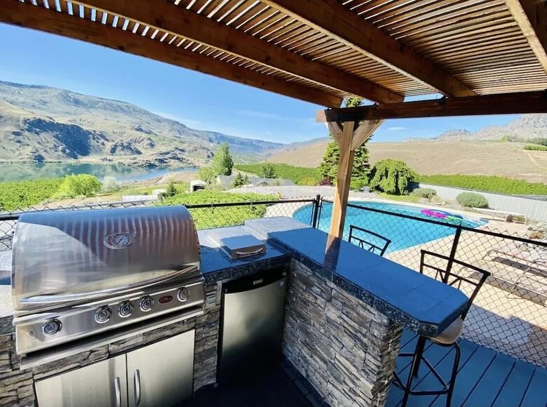 River View Retreat - Chelan, Washington