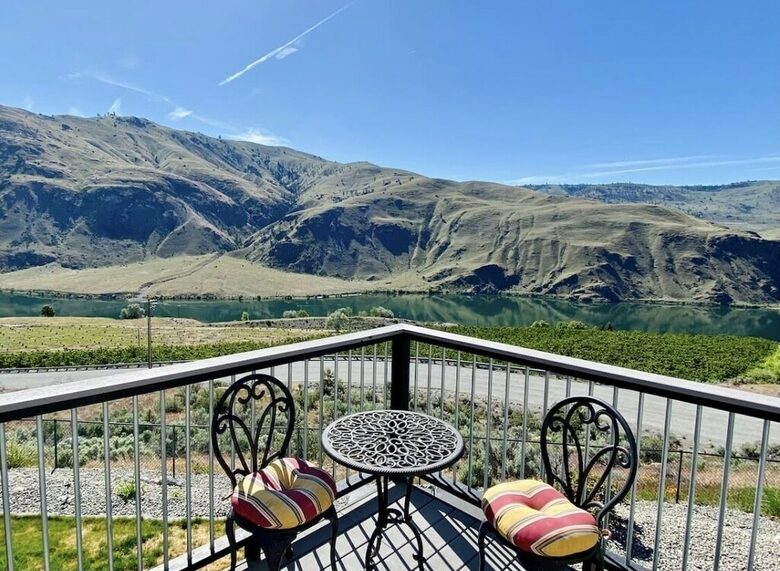 River View Retreat - Chelan, Washington