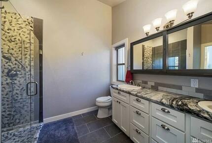 River View Retreat - Chelan, Washington