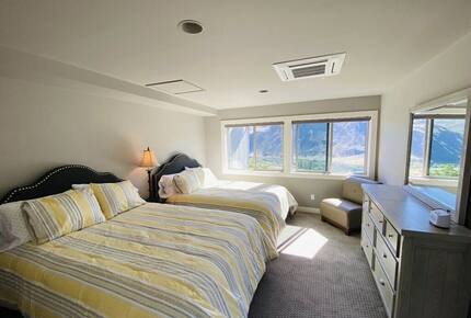 River View Retreat - Chelan, Washington