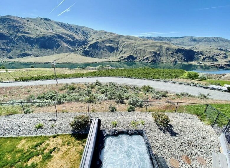 River View Retreat - Chelan, Washington