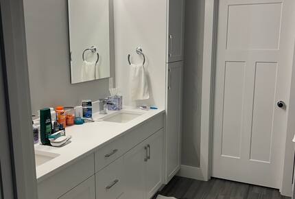 Modern Beach House on Cape Cod - Hyannis, Massachusetts