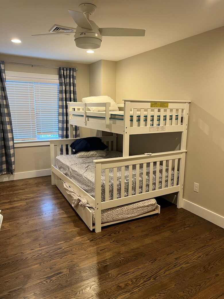 Modern Beach House on Cape Cod - Hyannis, Massachusetts