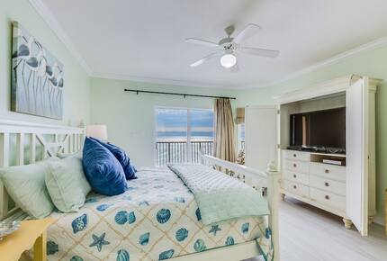 Orange Beach Ocean Front Getaway - Orange Beach, Alabama