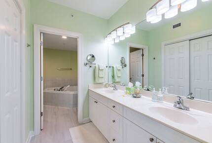 Orange Beach Ocean Front Getaway - Orange Beach, Alabama