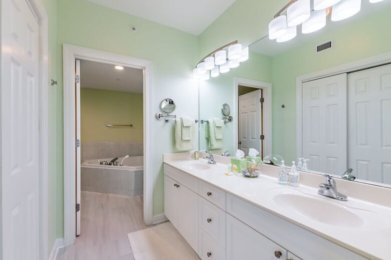 Orange Beach Ocean Front Getaway - Orange Beach, Alabama