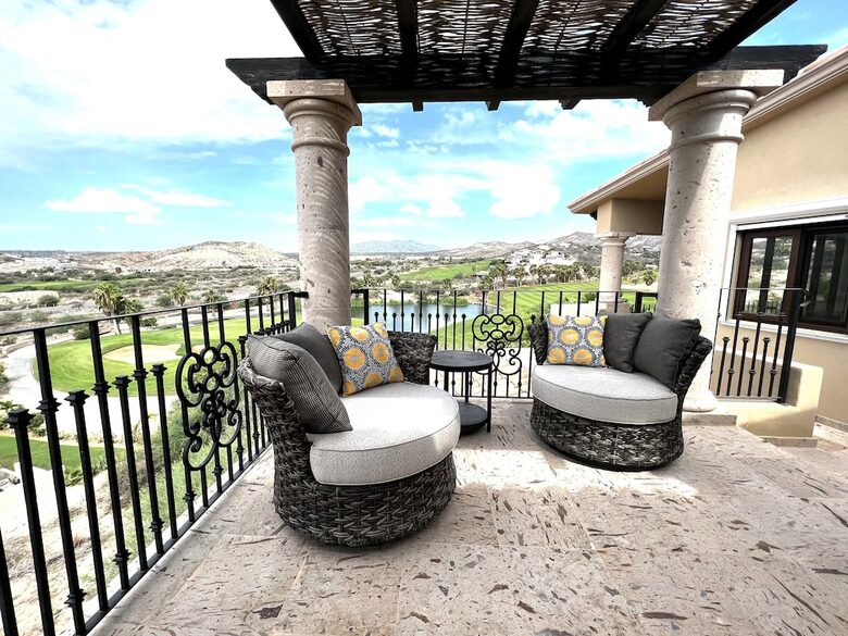 Salt on the Rim on Nicklaus Golf Course - San José del Cabo, Mexico