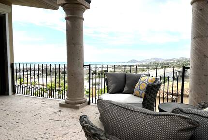 Salt on the Rim on Nicklaus Golf Course - San José del Cabo, Mexico