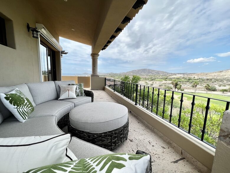 Salt on the Rim on Nicklaus Golf Course - San José del Cabo, Mexico
