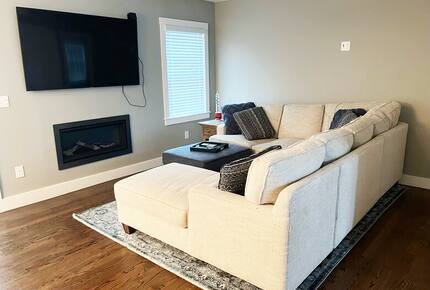 Modern Beach House on Cape Cod - Hyannis, Massachusetts